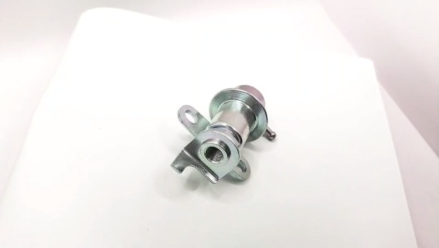Amazon.com: 23280-11040 Fuel Injection Pressure Regulator